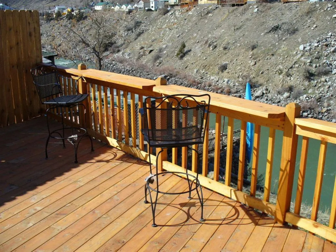 Yellowstone River Suites