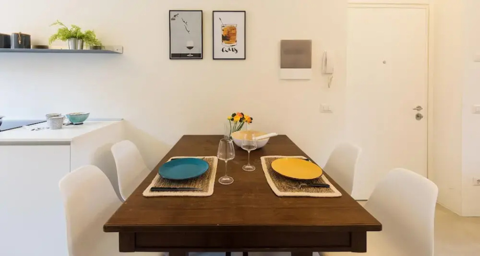 Dante Apartment With Parking