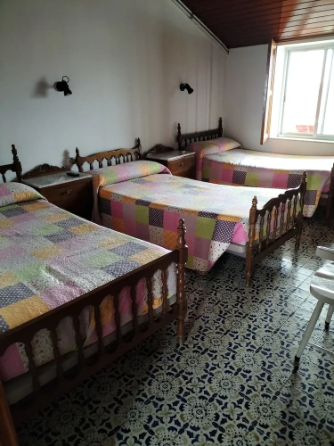 3 Bedrooms Bed in Dorm with view