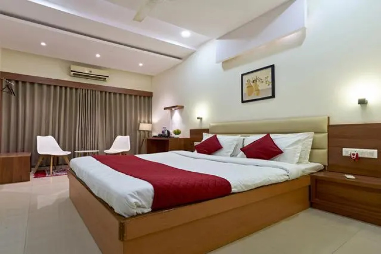 Hotel Sai Deluxe
