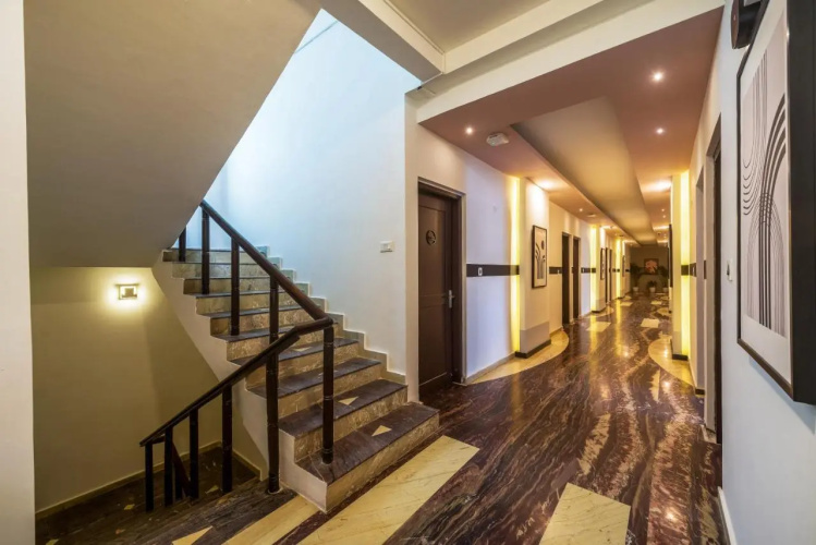 Olive Zip Golflinks by Embassy Group