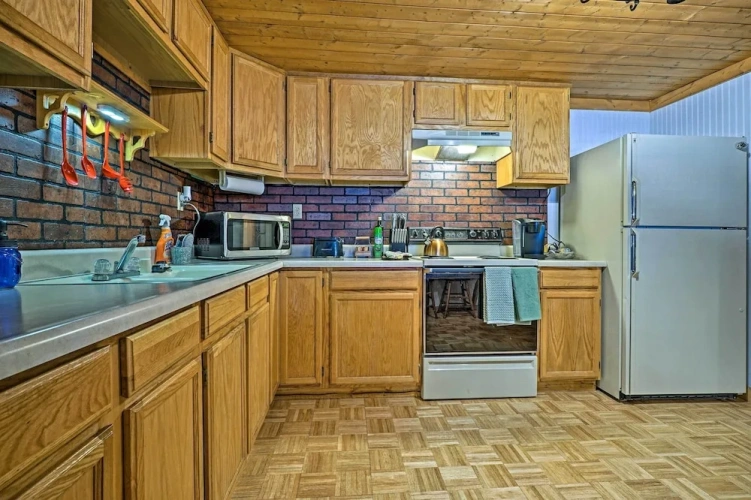 2 Bedrooms Apartment