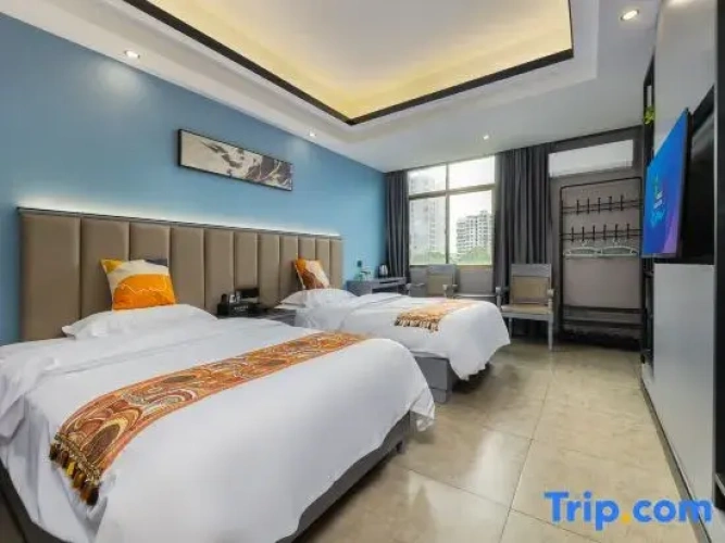 Triple Suite