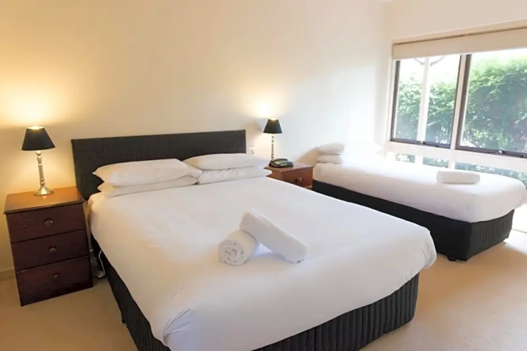 Standard Double room with view