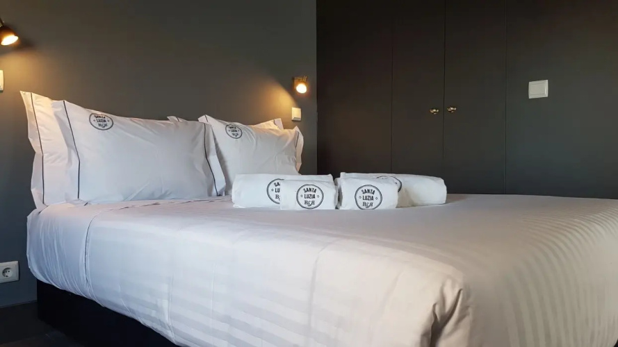 Santa Luzia B&B - HOrigem
