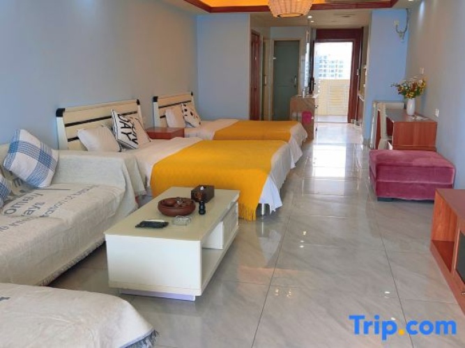 Standard Twin room with sea view