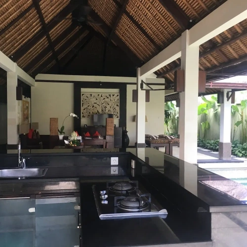 3 Bedrooms Family Villa