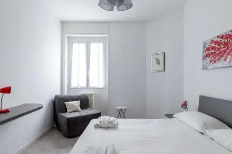 Piazza De Angeli M1 Comfortable Flat With Balcony