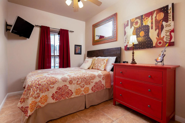 Parker River Haus VG 106