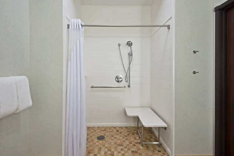 Holiday Inn Express & Suites Uniontown