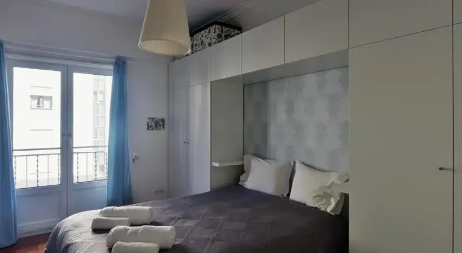 Feels Like Home - Av Novas Premium