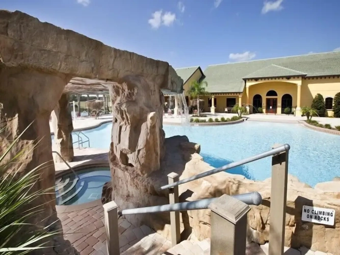 Family Villa with balcony