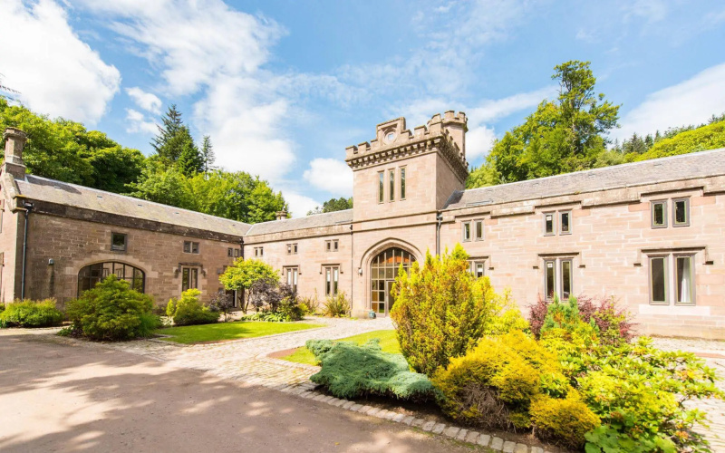 The Castle Stables