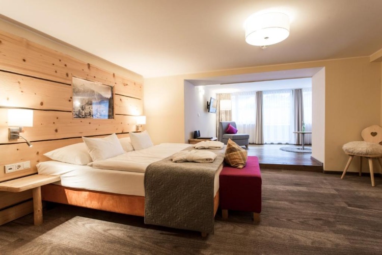 Deluxe Double room with balcony and with view