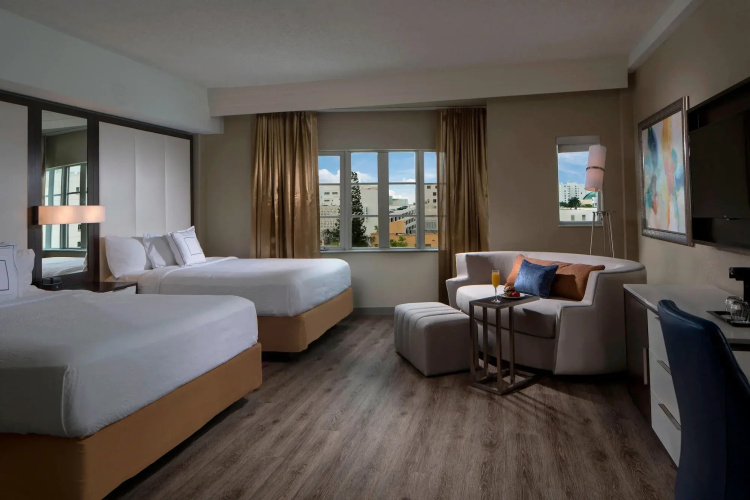 Courtyard by Marriott Miami Beach-South Beach