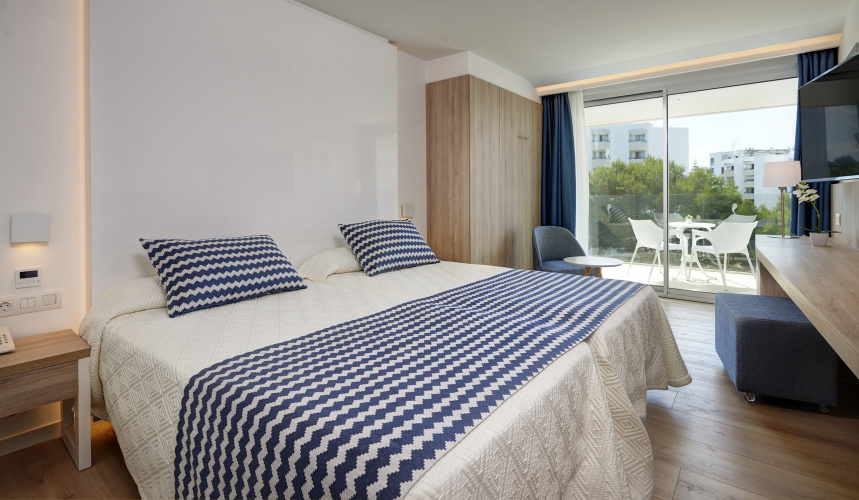 Hipotels Bahia Cala Millor - Adults Only photo 6