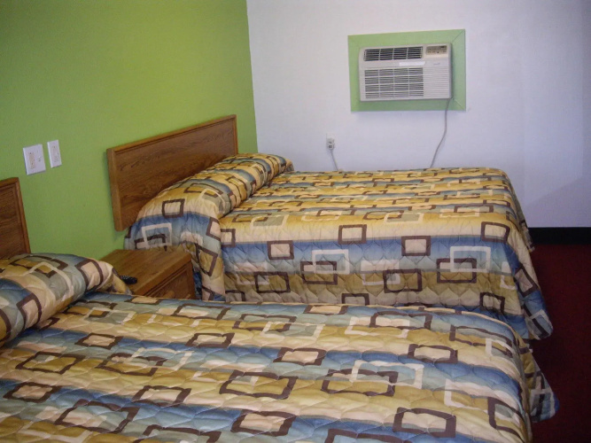 Relax Inn Motel