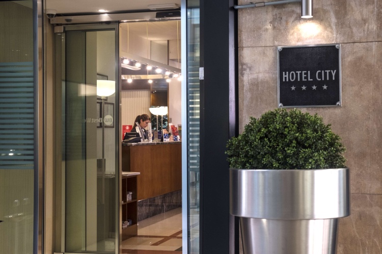 Best Western Hotel City photo 28