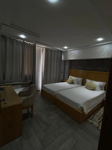 Deluxe Apartment