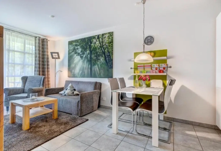 1 Bedroom Apartment