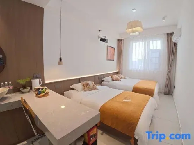 Comfort Twin Family room