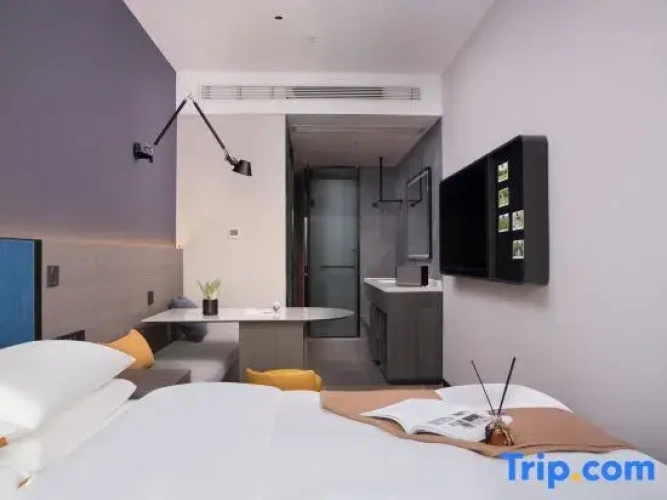 Deluxe Double room with lake view