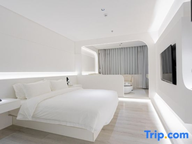 Deluxe Double room with view