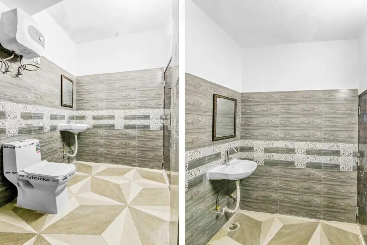 OYO Flagship 70400 Hotel Olive Inn