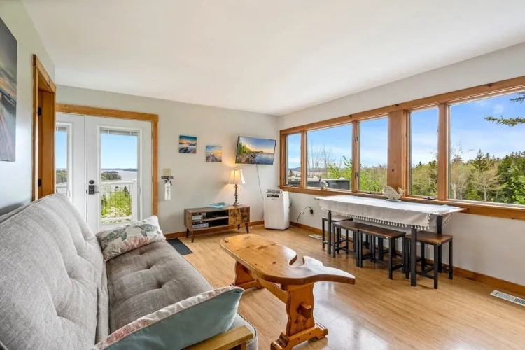 1 Bedroom Apartment with view
