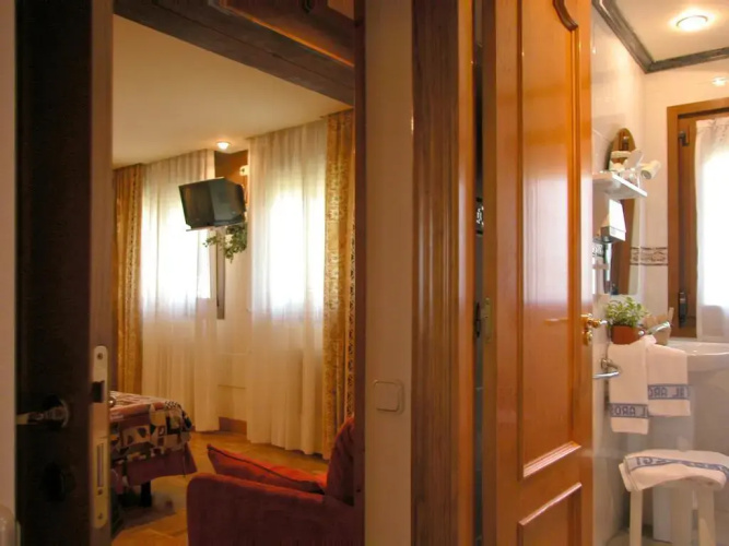Hostal Arostegui