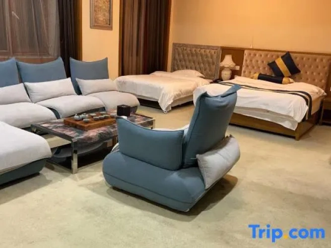 Standard Family room