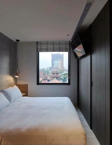 Standard Double room with city view