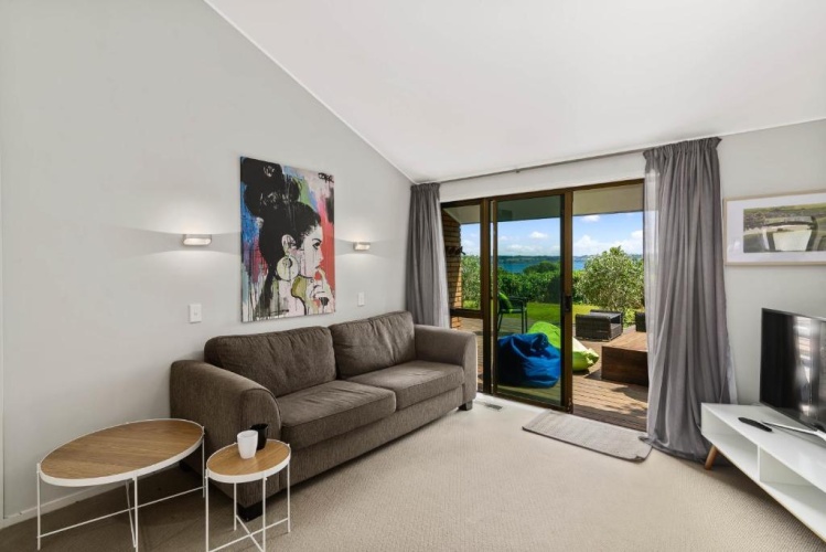 6 Bedrooms Cottage