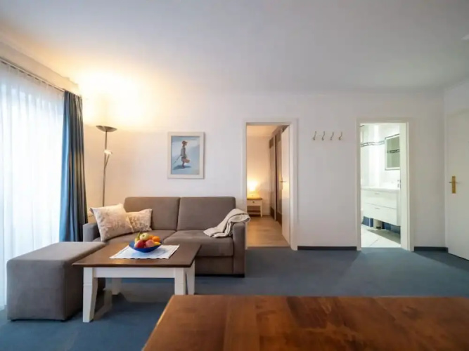 Hoppe 8 Modern Retreat