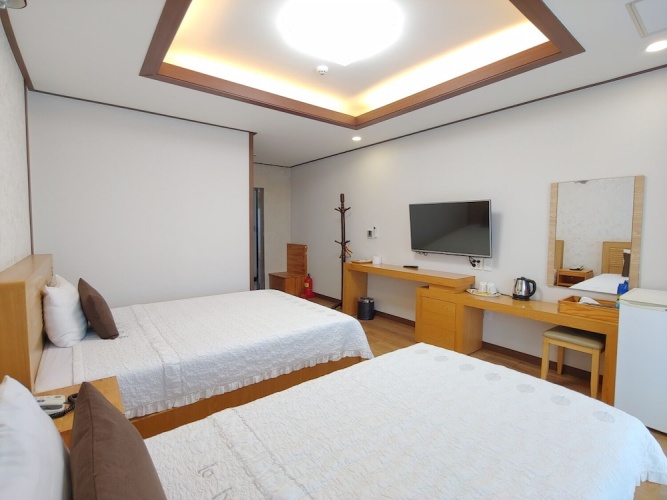 Fellisia Hotel