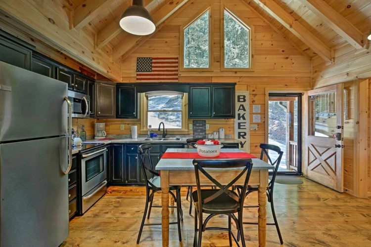 2 Bedrooms Cottage