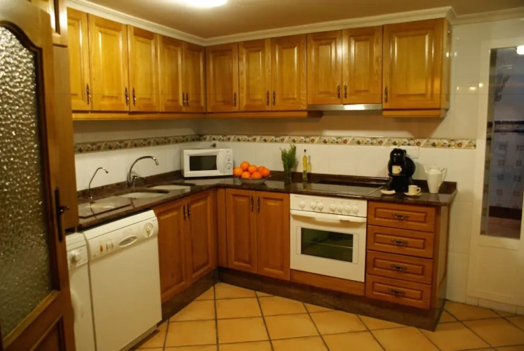 2 Bedrooms Cottage