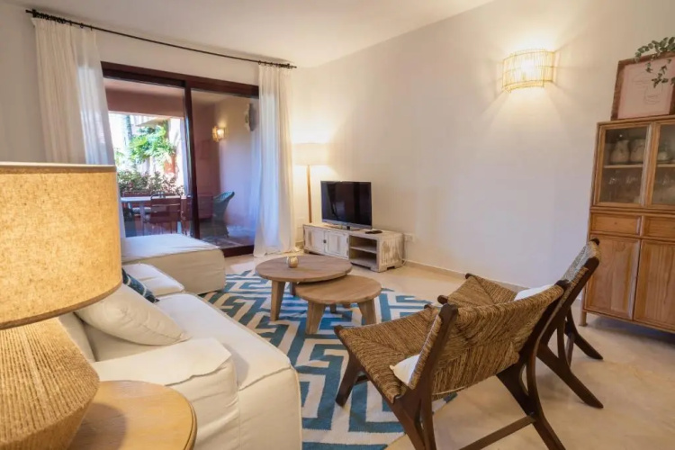 3+1 bed apartment, 100m away from the beach
