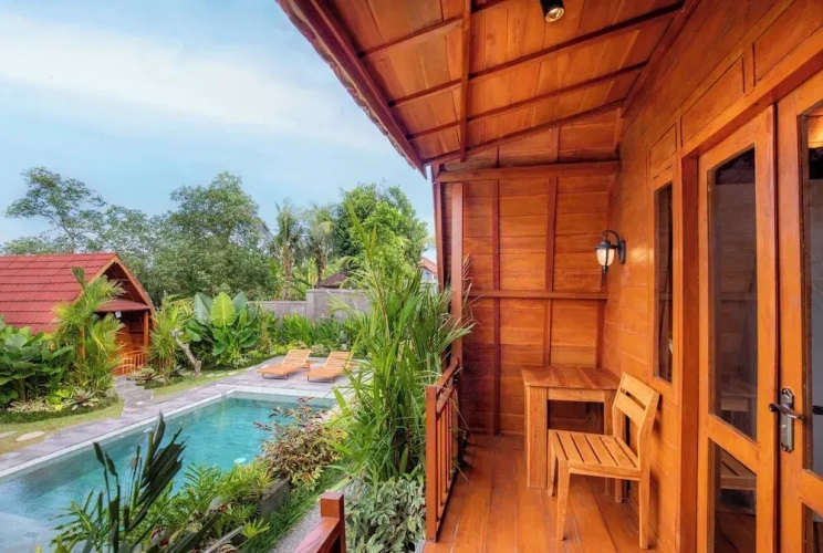 Deluxe Double room with pool view