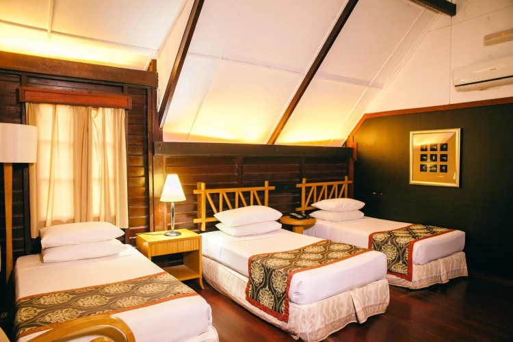 Triple Chalet
