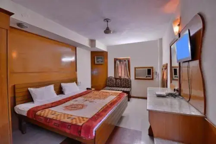 Hotel Flyover Classic Patiala