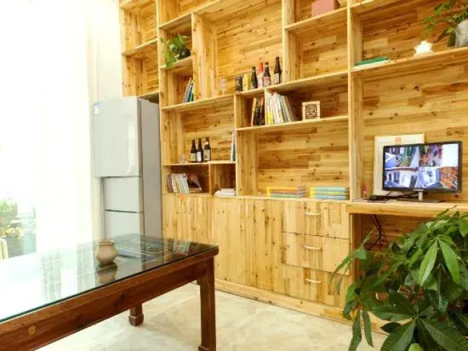 Buerju Courtyard Hostel