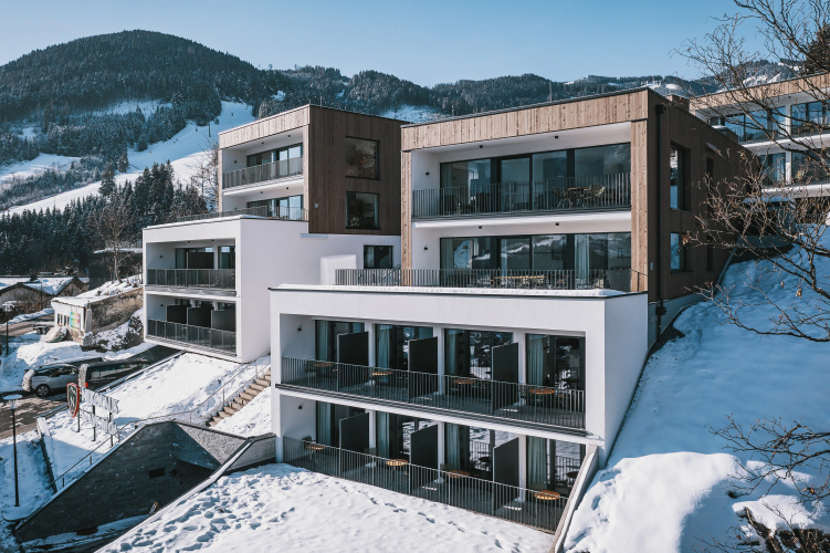 Nikolaus by AvenidA Panoramic Wellness Suites