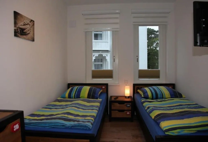 2 Bedrooms Apartment