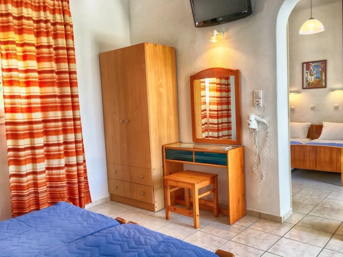 2 Bedrooms Standard Quadruple room with garden view