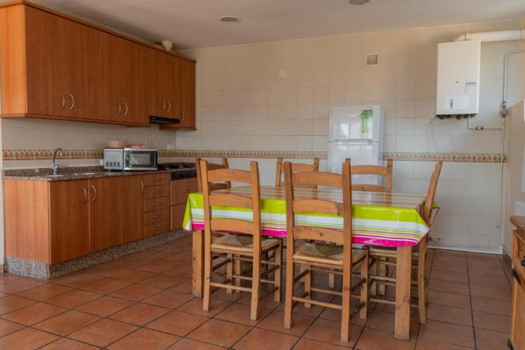 3 Bedrooms Apartment