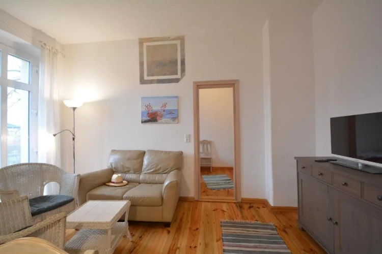 2 Bedrooms Apartment