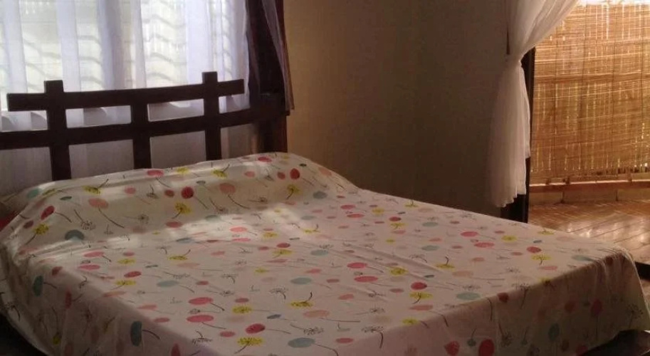 Liwayway Sa Bohol-Pamilacan Bed & Breakfast