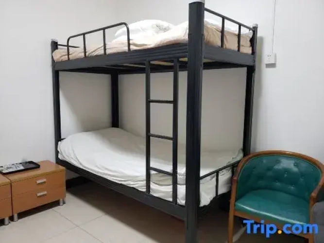 Bed in Dorm (male dorm)