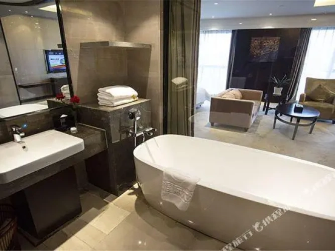 Executive Double Suite